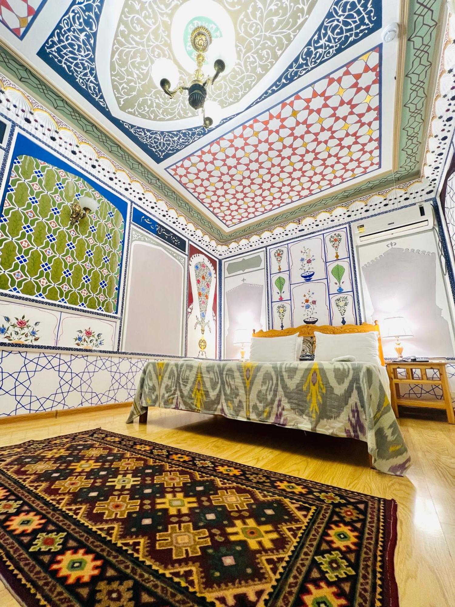 Komil Bukhara Boutique Hotel Exterior foto